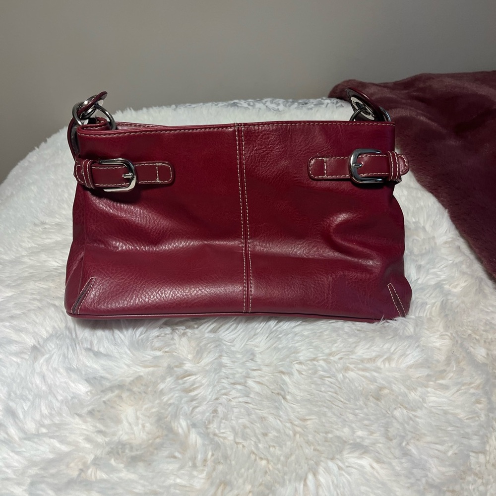 Tommy Hilfiger red leather purse